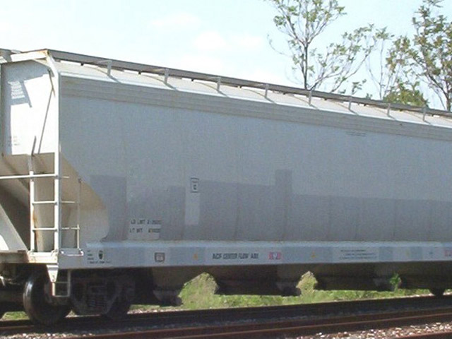 Sterling Rail - Covered Hopper For Sale